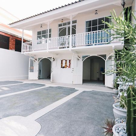 Chertel Poshtel Ban Chamun Exterior foto